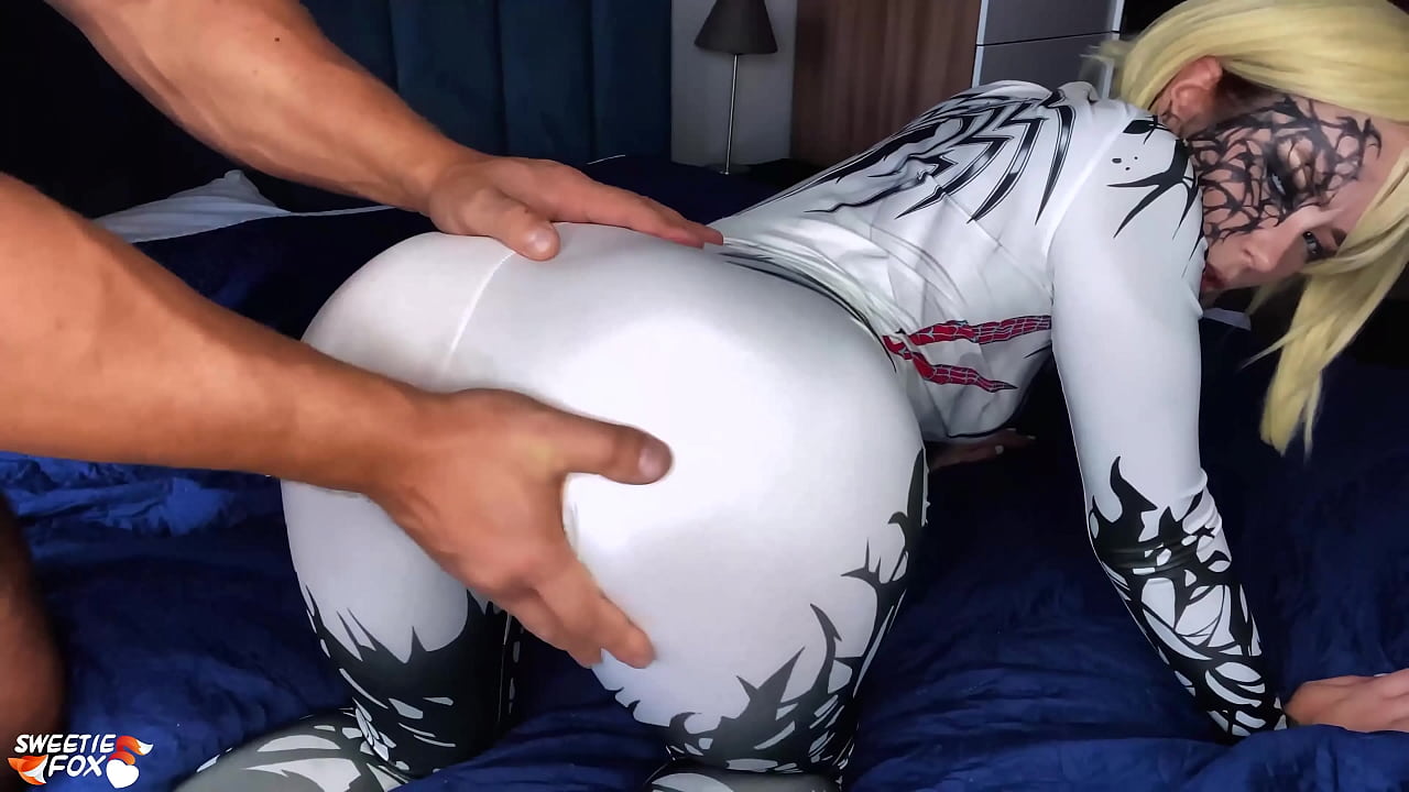 Cosplay com a loira boa de cacete Cosplay com a loira boa de cacete - Porno HD