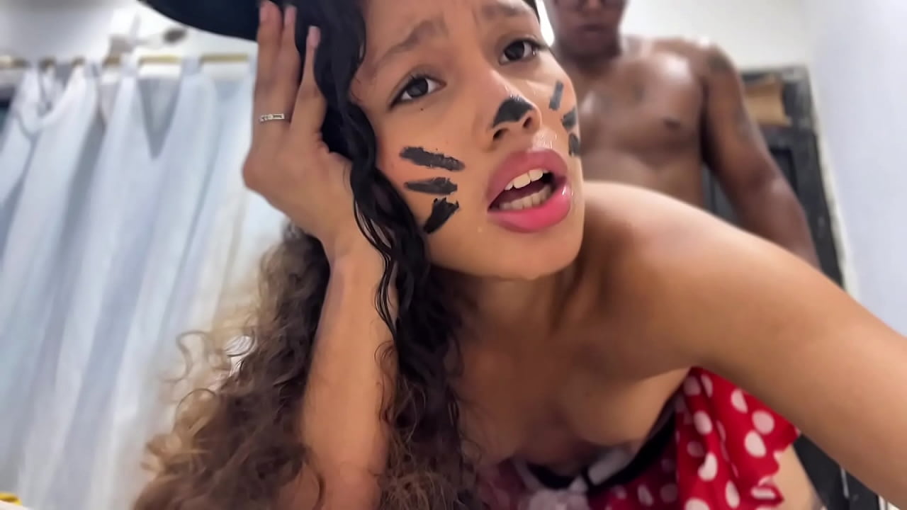 Minnie mouse devorando rola na gulosa com muitas metidas