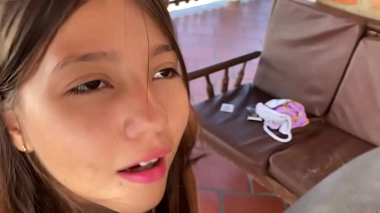 Morena novinha mamando pirocão e dando xoxotinha - Novinhas