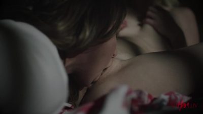 Mulheres safadas e devassas gozando na sirirca Mulheres safadas e devassas gozando na sirirca