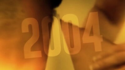 Peituda essa puta tetuda faz oral duplo e cai nas cacetas dos safados