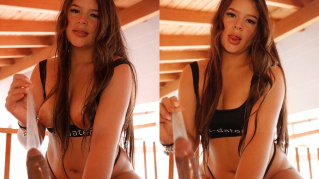 Pirocada forte na bunduda gata potranca peituda com tesão