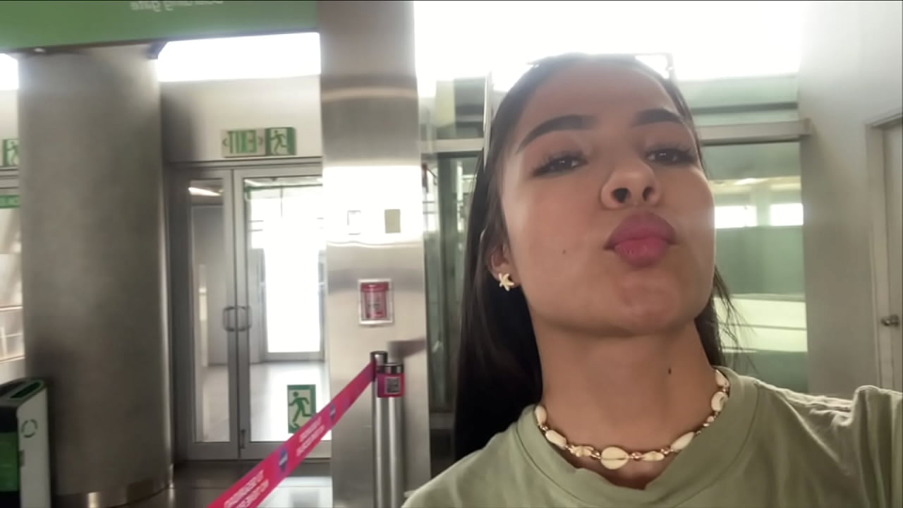 Porno putinha gozando na siririca