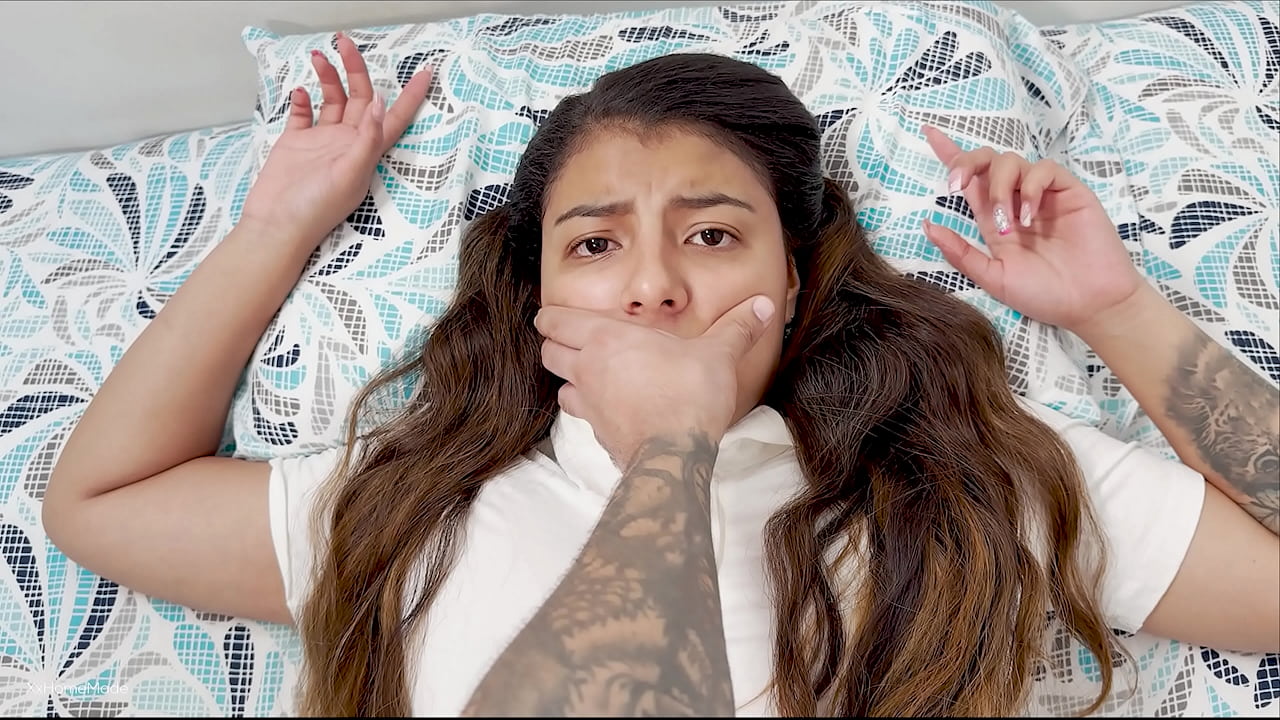 Safado deda e fode muito a bunda da irmã